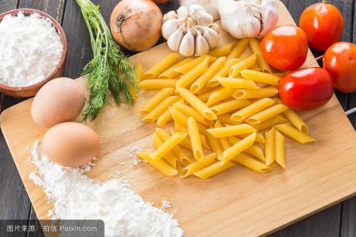 從百雀羚的逆生長，我發(fā)現(xiàn)了餐飲品牌永葆年輕的秘密。|餐飲界