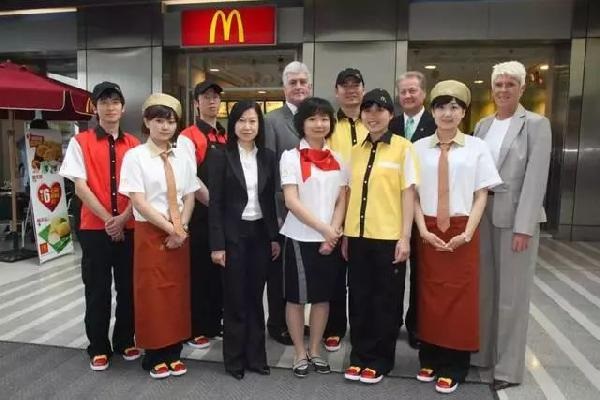 70%的員工是小時(shí)工！麥當(dāng)勞是這樣降低人力成本的！