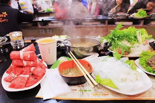 ?呷哺呷哺“食品CEO”涉嫌嚴(yán)重違紀(jì)，被勸退！