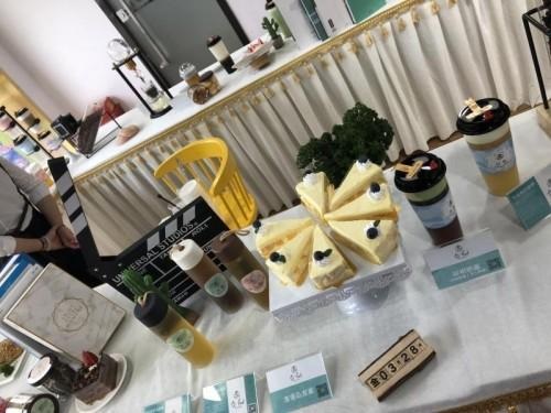  抖音爆紅！茶言麥語(yǔ)“表白茶”1次簽下200“合伙人”