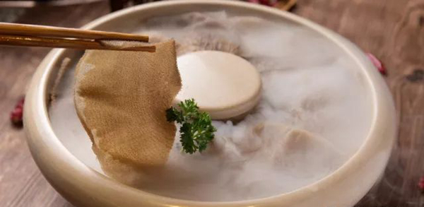 火鍋競(jìng)爭(zhēng)慘烈：重慶2萬(wàn)家，一天吃一家，65年才吃完！|餐飲界