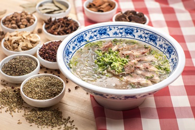 八百里秦川何處吃羊？煮一鍋高湯西貝無雙！