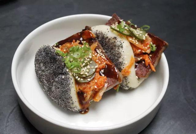 紐約 | 美式中餐不倫不類？你可能只是不了解，那個(gè)賦予它滋味的廚師