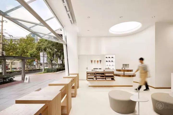 茶飲界新貴駕到，超時(shí)尚設(shè)計(jì)分分鐘上熱搜！