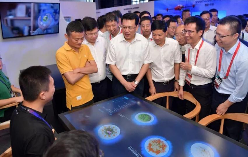 未來餐飲業(yè)將迎史上最大變革，這樣的智能時(shí)代是你想要的嗎？