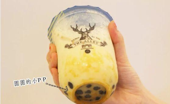 “鹿角巷”成為廣州茶飲界的新排隊王！就憑1杯“黑糖珍珠奶茶”！