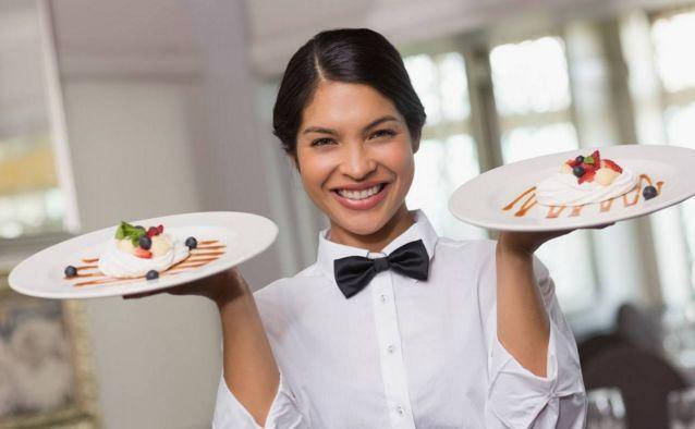 餐廳員工總是不愛笑？這樣培訓(xùn)員工發(fā)自內(nèi)心微笑服務(wù)！|餐飲界