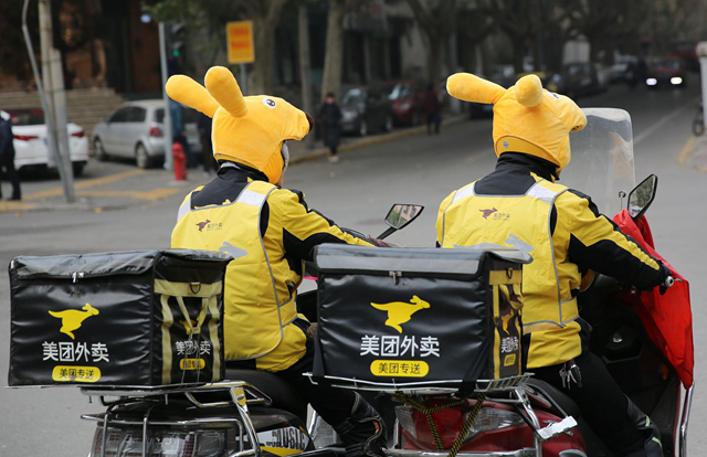 “外賣小哥不給力，害我訂單頻頻下滑！”小哥說，“這個鍋，我們不背！”