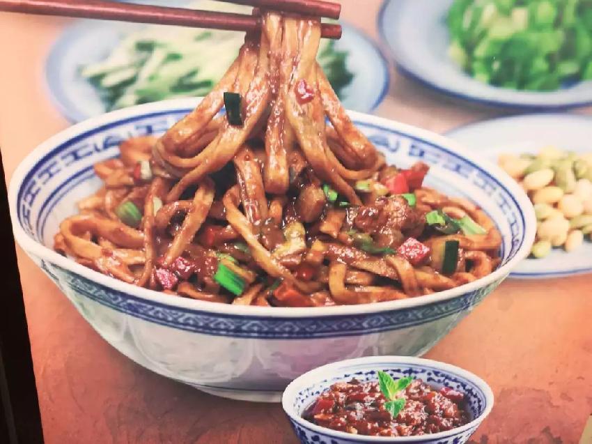 做個(gè)燒餅只需2秒，“快手馮”把老北京燒餅做成“非遺”