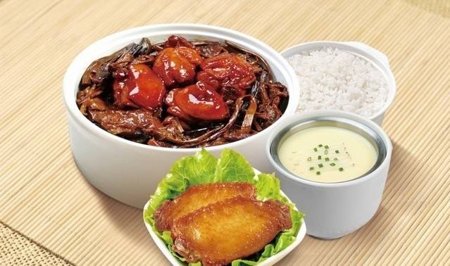 人氣超高，日媒驚嘆中式快餐搶占日本市場(chǎng)