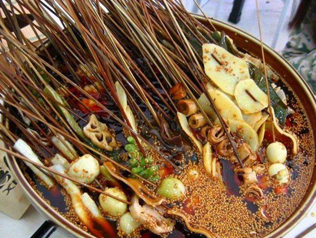 這就是餐飲江湖：一串串店低價(jià)酬賓，引隔壁老板打上門(mén)來(lái)