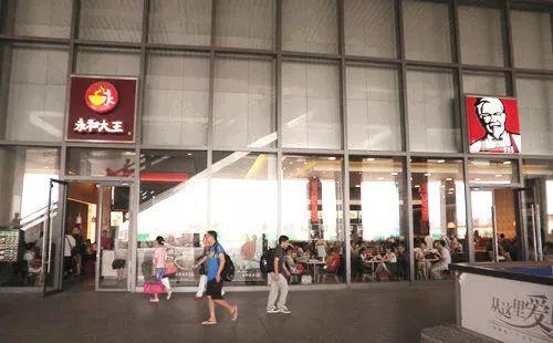 為什么餐飲行業(yè)新店不斷開(kāi)，老店不斷關(guān)？