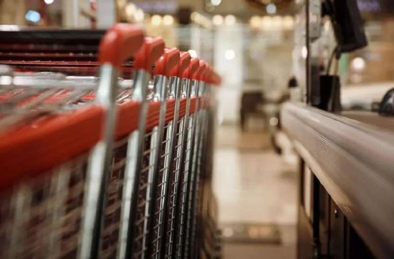 俞文清燕窩水4秒賣出1瓶，消費(fèi)升級(jí)下的新飲品之道！