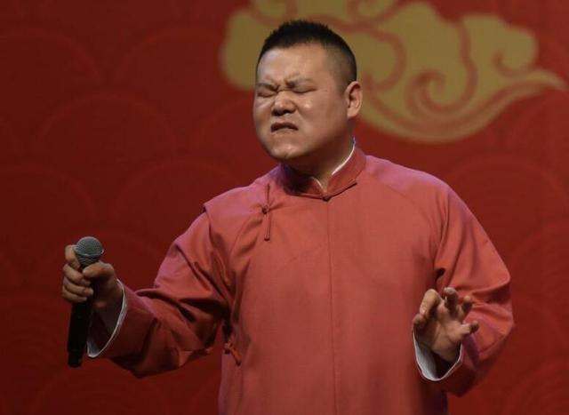 岳云鵬怒懟機(jī)場(chǎng)天價(jià)面，遭到面老板機(jī)智回嗆