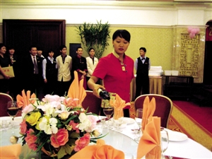 員工主動辭職，糊涂公司賠2萬余元！餐企如何規(guī)避用工風險？|餐飲界