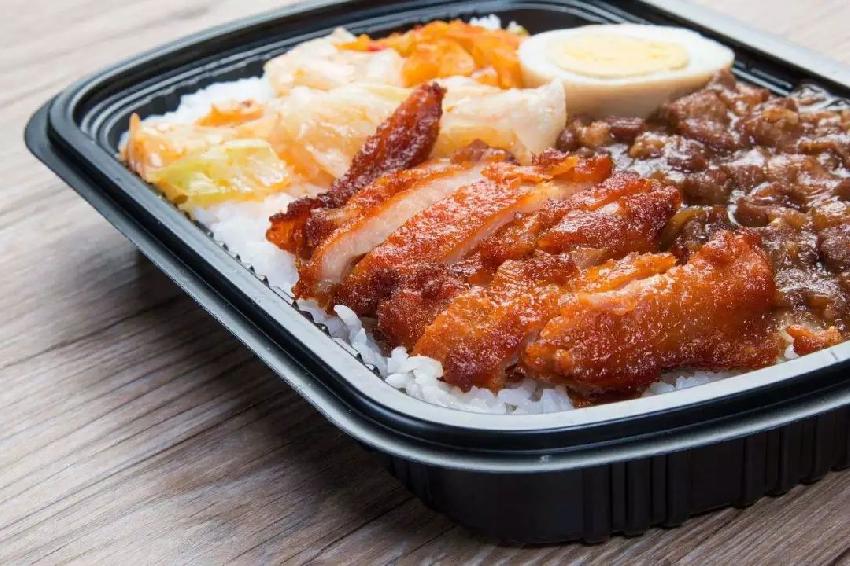 賣灌餅一個月賺4萬多！怎么做到的？