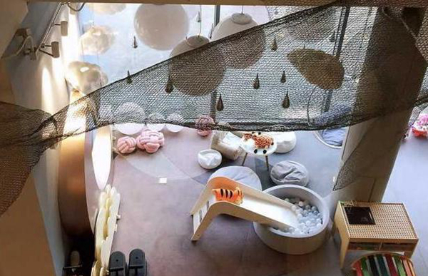 董璇的餐廳不吃飯也收錢，親子消費(fèi)一天近千元