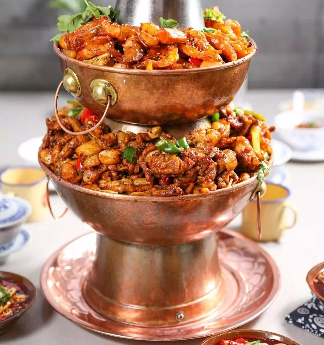  一條街上5家店，牛蛙餐廳到底是跟風(fēng)還是“跟瘋”？