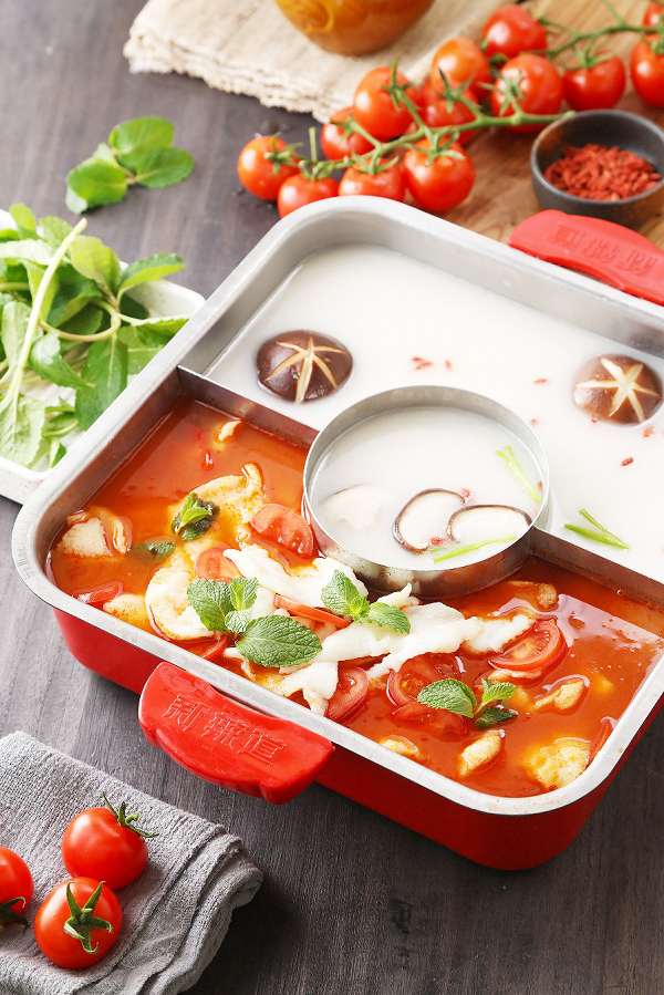 來新辣道魚火鍋享受大口吃魚的快感，隨心配專屬于你的口味