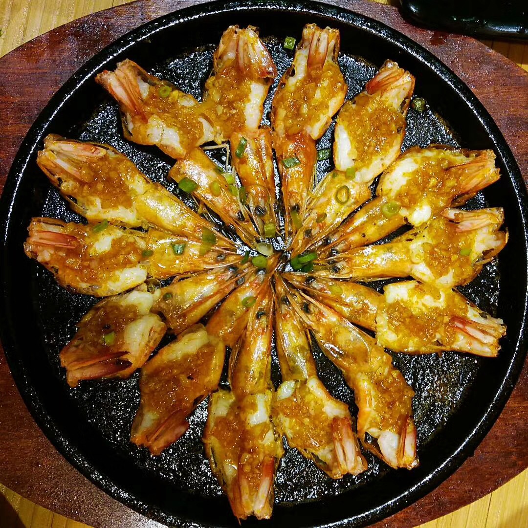 餐飲大事件219期|星巴克中國試水15元早餐、茶顏悅色將在深圳開快閃店、店員因癡迷網(wǎng)絡(luò)賭博，竟綁架老板娘索要300萬|餐飲界