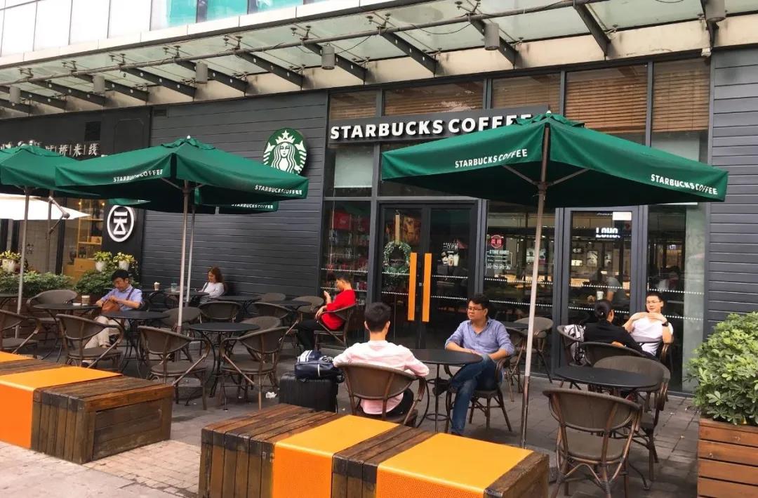 餐飲大事件221期 |河北邢臺6635家餐飲單位恢復(fù)經(jīng)營、線上年夜飯爆紅、全聚德預(yù)計(jì)虧損至少2.4億元|餐飲界