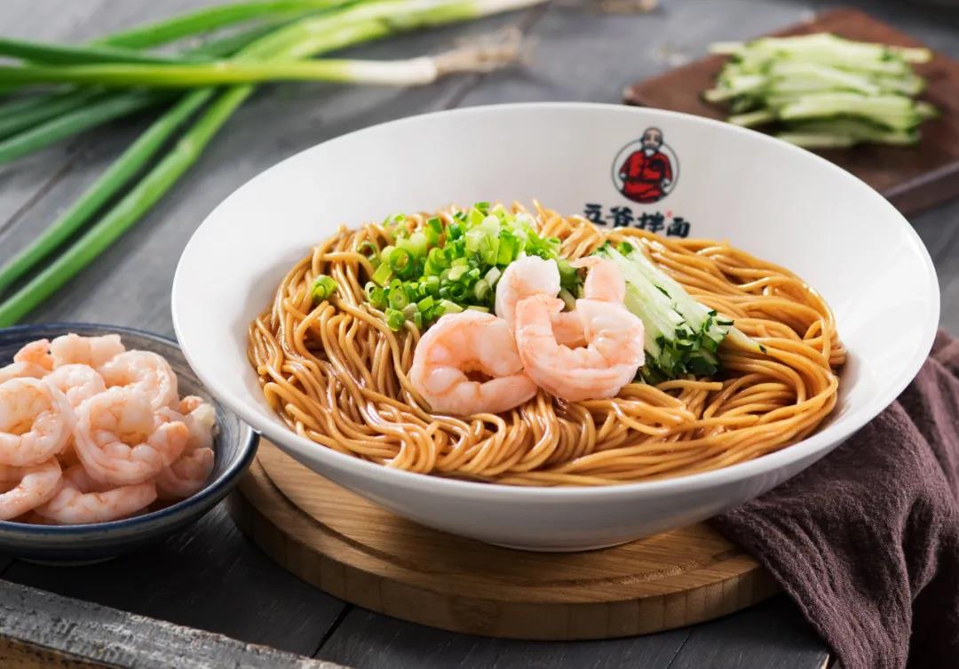 餐飲大事件238期 |廣州餐飲勝利在望、“五爺拌面”獲投3億元、海底撈張勇回應(yīng)股價下跌、喜茶估價600億|餐飲界