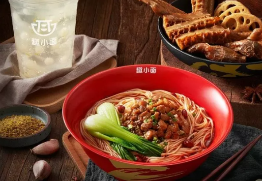 陸正耀“趣小面”106家店估值10億，尋求1億融資，大規(guī)模擴張暫緩!