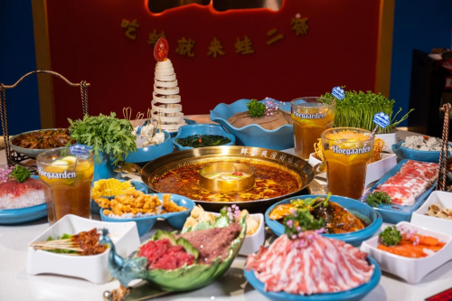 餐飲品牌升級策略：蛙二爺新IP鮮活亮相，諧音梗玩轉(zhuǎn)傳播記憶