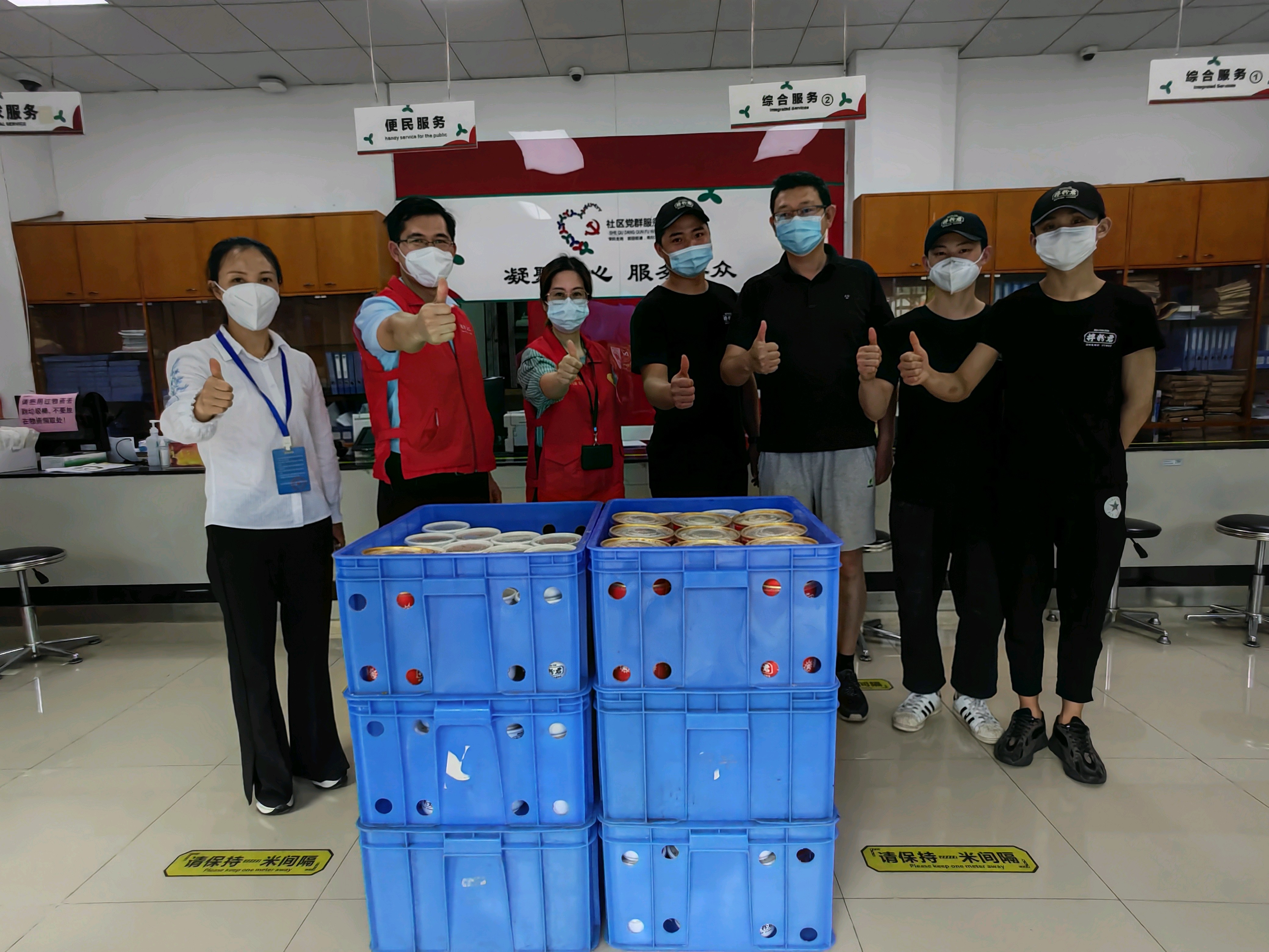 慰問(wèn)社區(qū)防疫人員，這160份江西拌粉拌出愛(ài)心