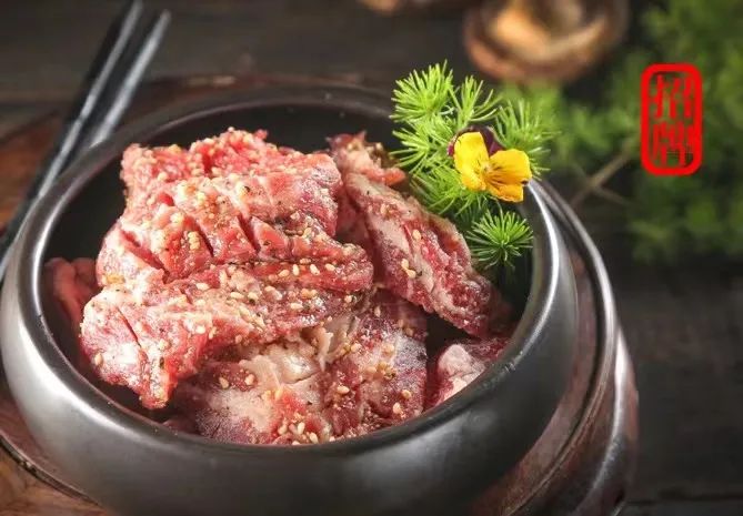  大龍燚、百果園、星念烤肉都在抖音掘金，8億流量餐企該怎么玩？