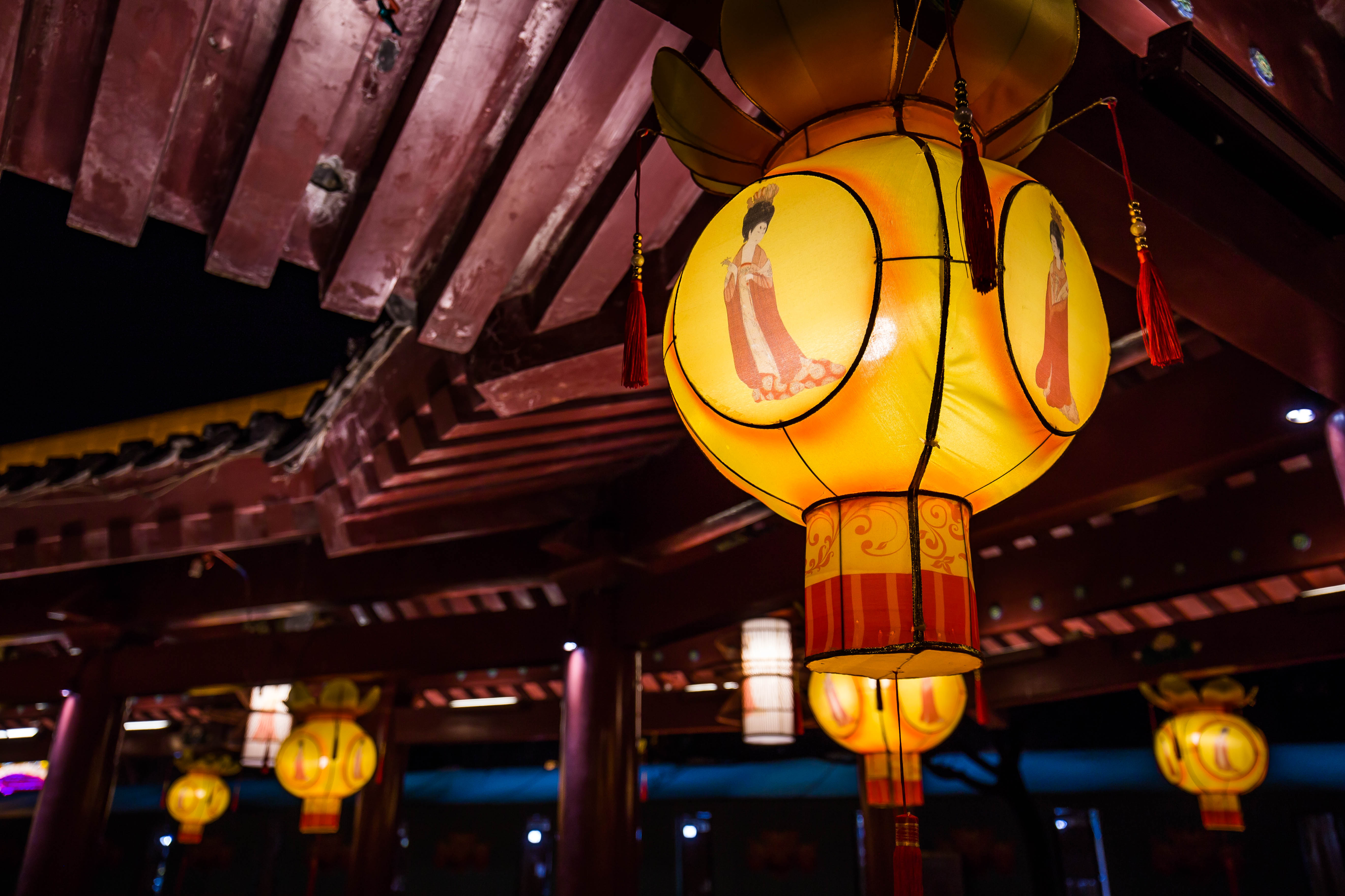 婚宴新趨勢，這家宴會廳太燃了，讓顧客一秒“夢回大唐”！