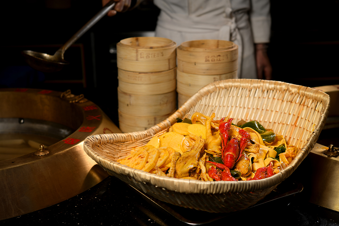 賢合莊跨界康師傅冰紅茶，后疫情下餐飲營銷新玩法｜案例