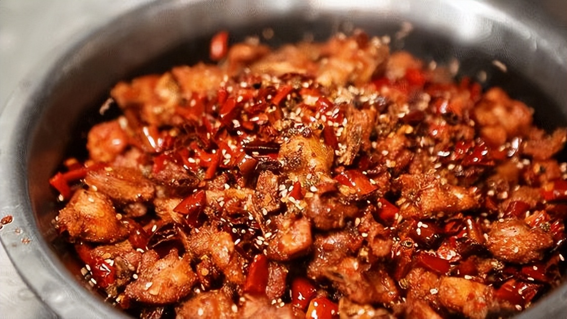 沒有火鍋和串串，川菜還能風(fēng)光起來嗎？｜案例