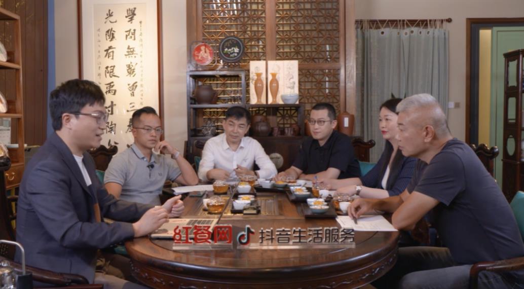 18位餐飲人齊聚，共同探討特殊時期線上經(jīng)營新趨勢、增長新方法