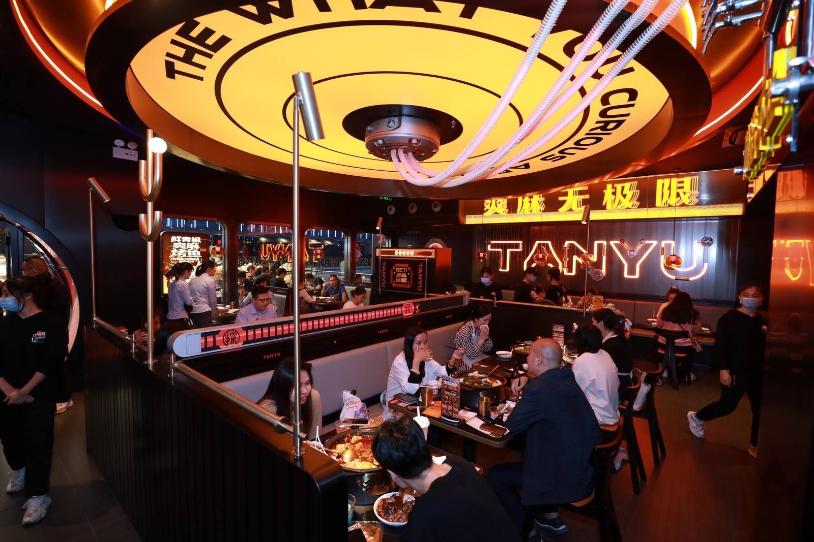 聚焦Z世代需求，探魚登上2022第六屆中華餐飲創(chuàng)新榜TOP100