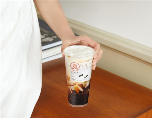 喜茶上新水牛乳雙拼波波，帶來全新真牛乳風(fēng)味|餐飲界