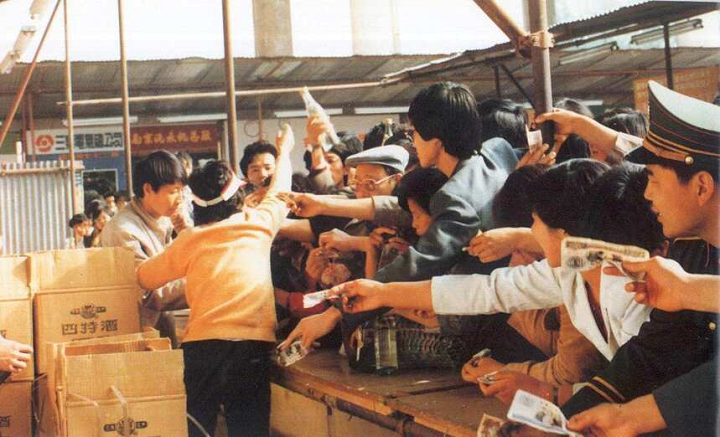 一火就是70年，四特酒穩(wěn)坐江西白酒龍頭地位|餐飲界