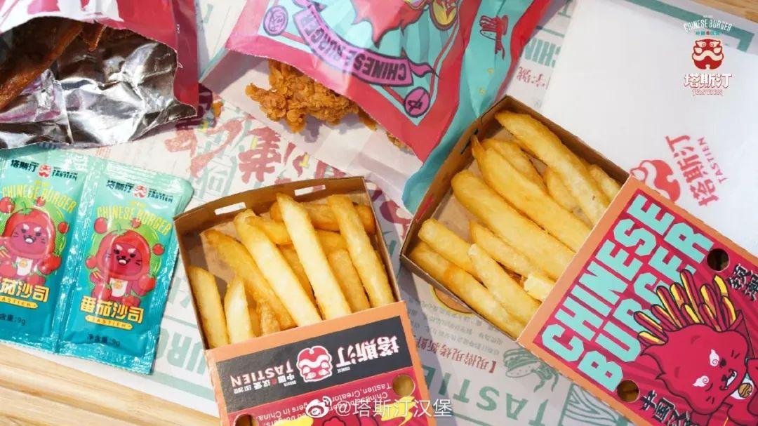 三年涌現(xiàn)3000家店，“中國(guó)漢堡 · 塔斯汀的逆襲之路”|餐飲界