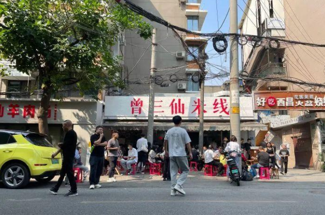 日營業(yè)額2萬的米線店，有哪些過人之處？|餐飲界