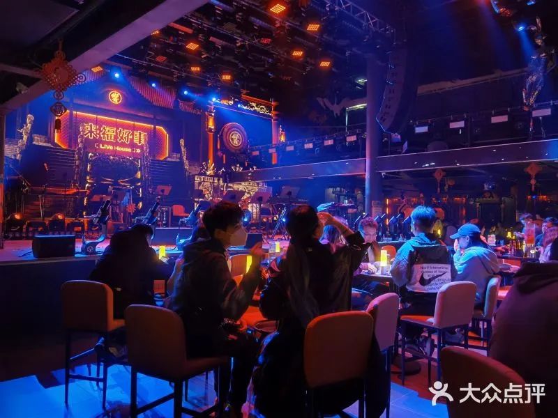 帶動(dòng)商圈人流增幅50% 這家Live house靠什么？|餐飲界