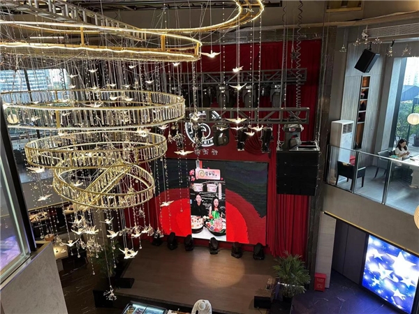 本地生活高客單價(jià)商家如何突圍？日料自助榮新館在快手走出大場(chǎng)營(yíng)銷新道路|餐飲界