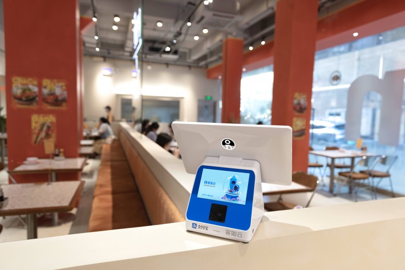 客如云發(fā)布2024年度服務(wù)商激勵(lì)政策，問(wèn)界M7、小米SU7等汽車(chē)實(shí)物獎(jiǎng)品重磅亮相！