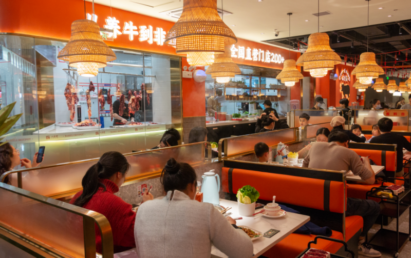 翻臺率200%，日接待4萬+桌，八合里66牛肉火鍋節(jié)“名利雙收”