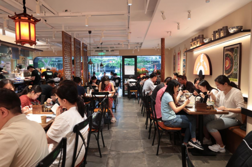 和府撈面李學(xué)林的食安之道：央廚透明化，品質(zhì)升級(jí)