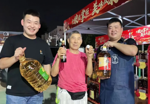 勇?lián)肫筘熑?，中糧餐飲為團膳食用油市場提供“長板參考”