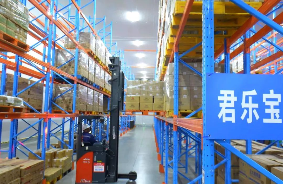 蜀海×君樂寶戰(zhàn)略合作升級，打造全國極速冷鏈網(wǎng)，破解短保鮮奶配送難題