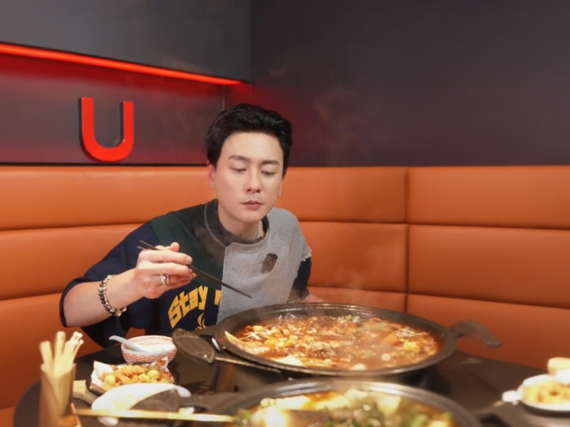 借勢抖音明星流量，餐飲品牌打造同款套餐撬動年輕市場