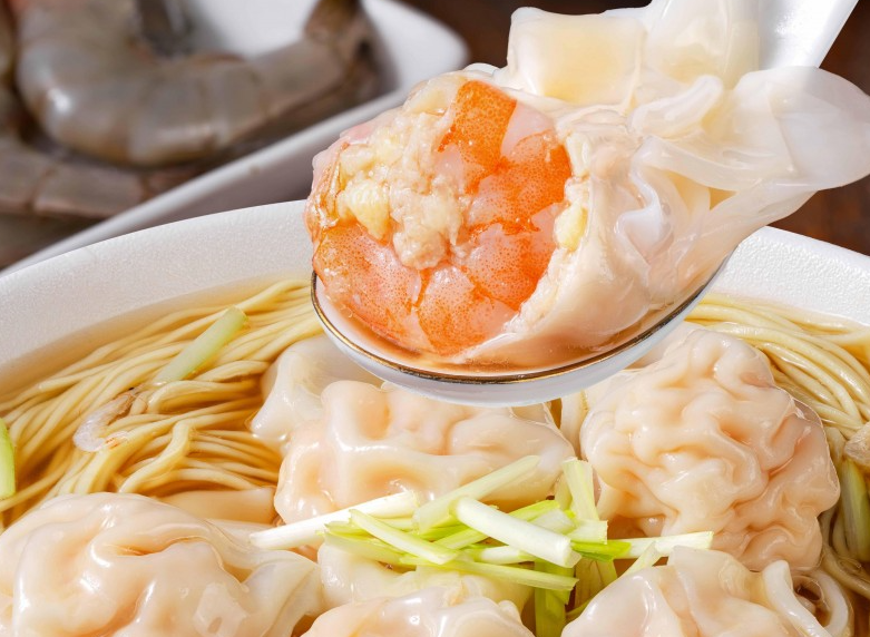 合口味新版廣告引發(fā)情感共鳴 #當(dāng)你用父母的方式對待父母#沖上熱搜|餐飲界